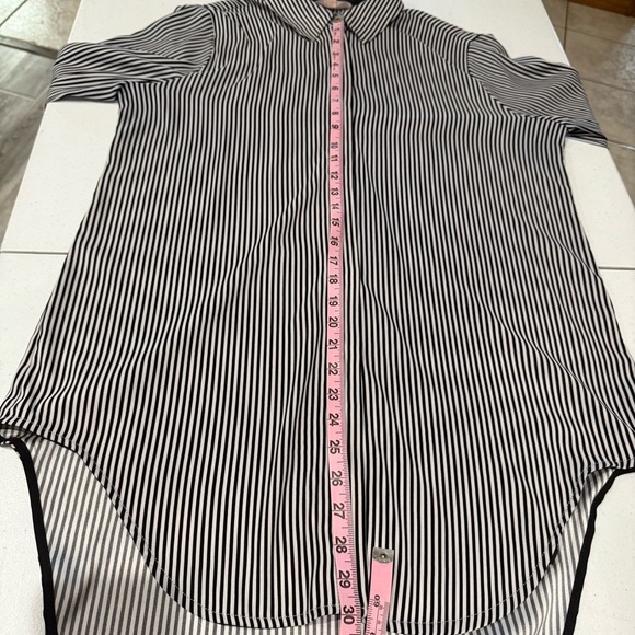 Philosophy Striped Tunic Black and White Pinstripe Blouse High/Low Women’s Large - Picture 7 of 13